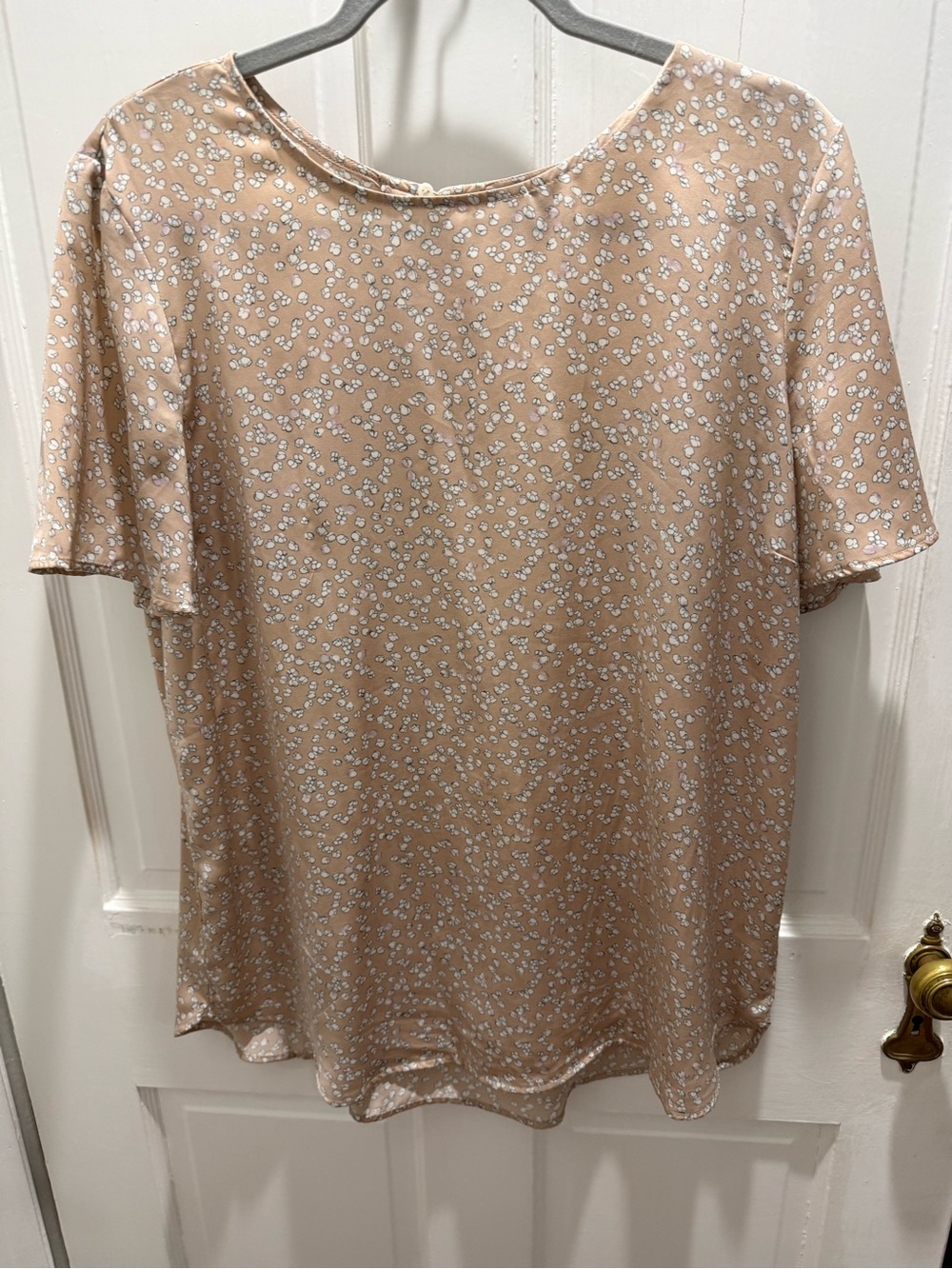 Ann Taylor Beige Floral Short Sleeve Blouse